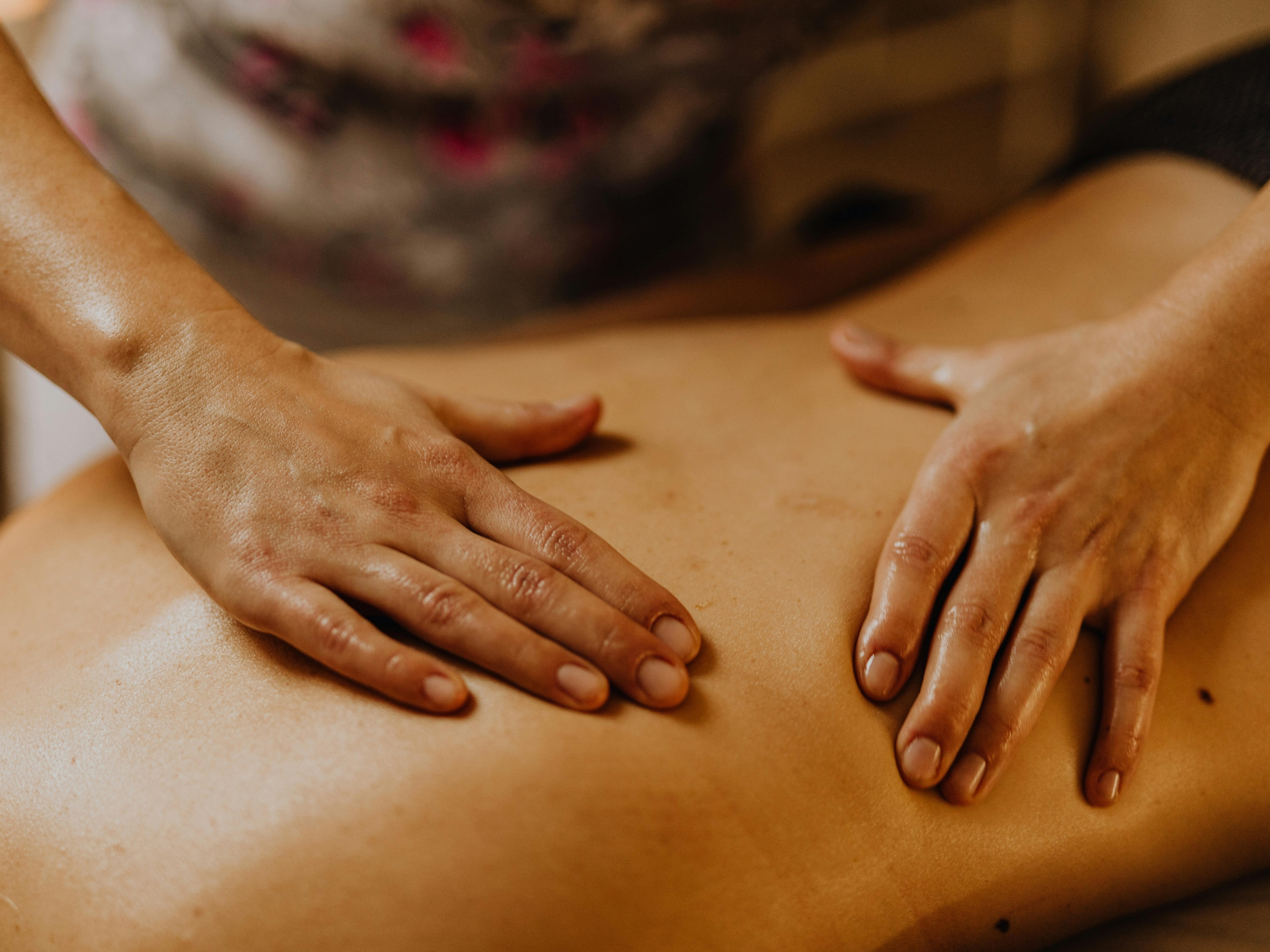 Sessão de Massoterapia Essêncial